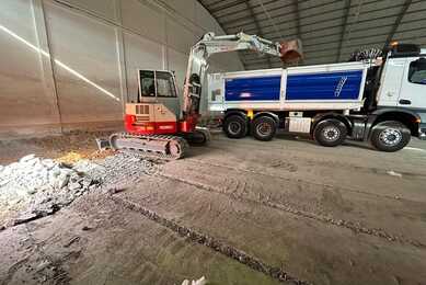 >Smeralda S.r.l. - Opere di riqualificazione del capannone artigianale per adibirlo alla lavorazione, trasformazione e conservazione di prodotti ittici | 2025 